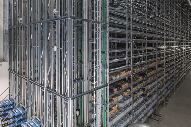 Automatisches Hochregallager