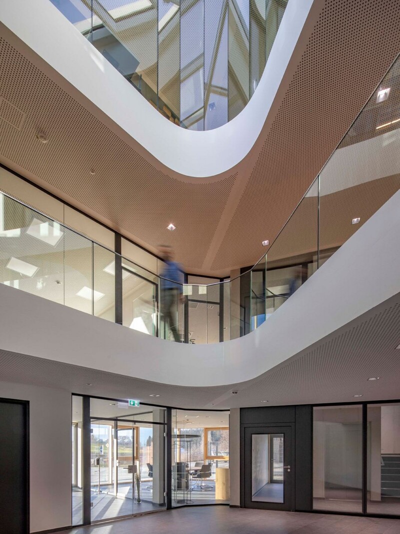 Franz Rinke Baustoffe Verwaltungsgebäude Atrium