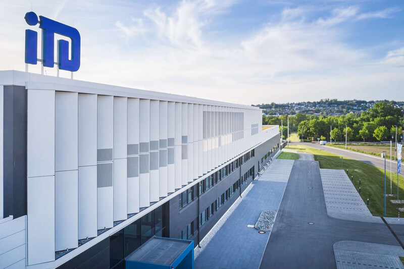 iTD Fassade Logo Drohne