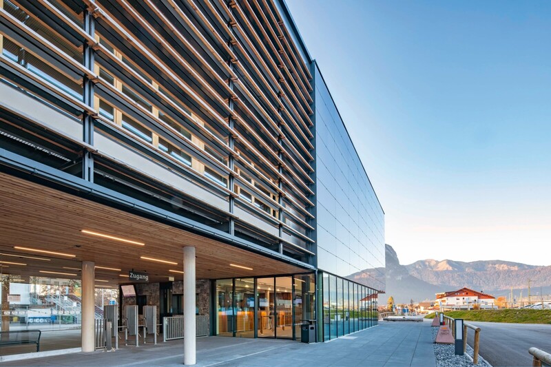 Bayerische Zugspitzbahn Fassade Talbahnhof