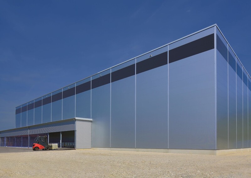 Neues Logistikzentrum erlaubt größere Flexibilität bei Produktionsumstellungen oder bei der Anlieferung