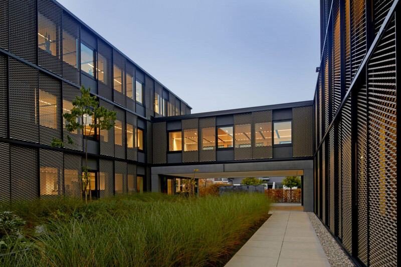 Baierl + Demmelhuber Übergang