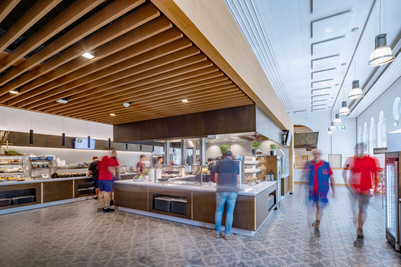 Essensausgabe Betriebsrestaurant