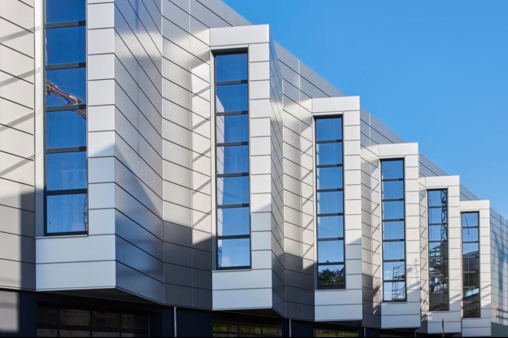 Industriegebäude - funktional und architektonisch eindrucksvoll