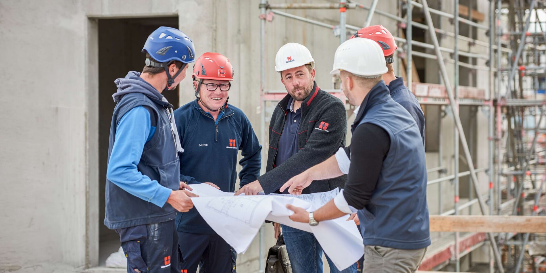 Hinterschwepfinger Bauarbeiter auf der Baustelle