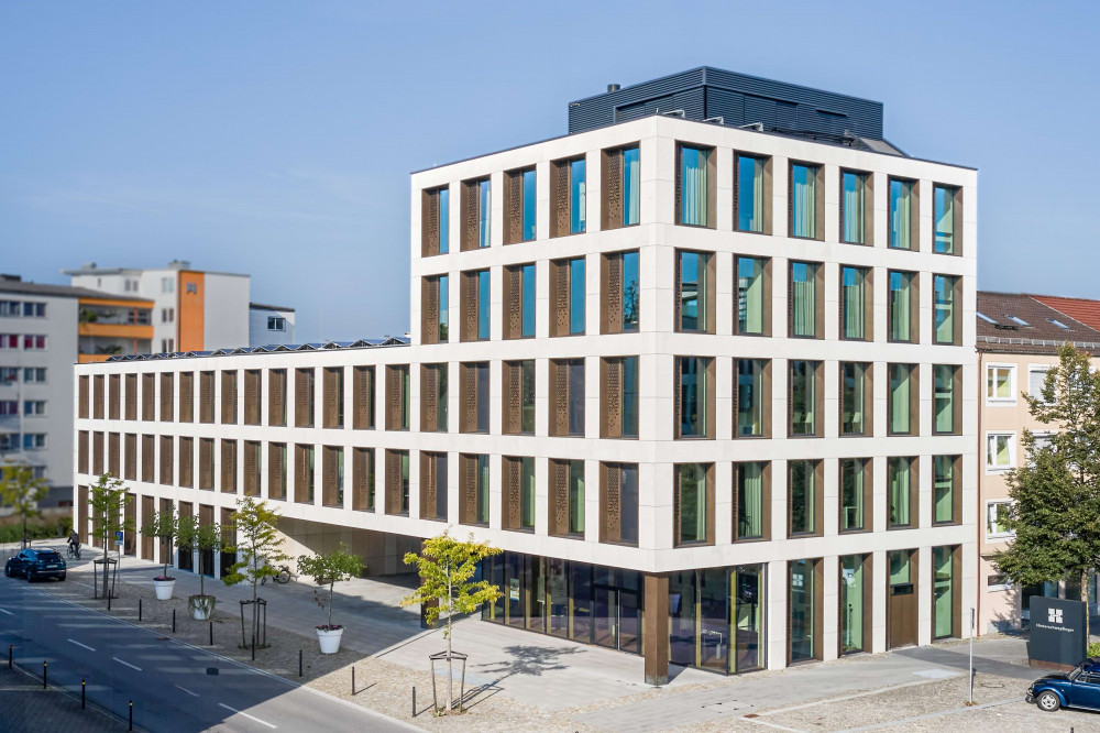 Hinterschewpfinger Firmensitz Glöcklhofer-Kreuzung