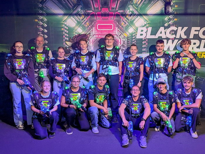 Azubi-Ausflug Hinterschwepfinger Lasertag