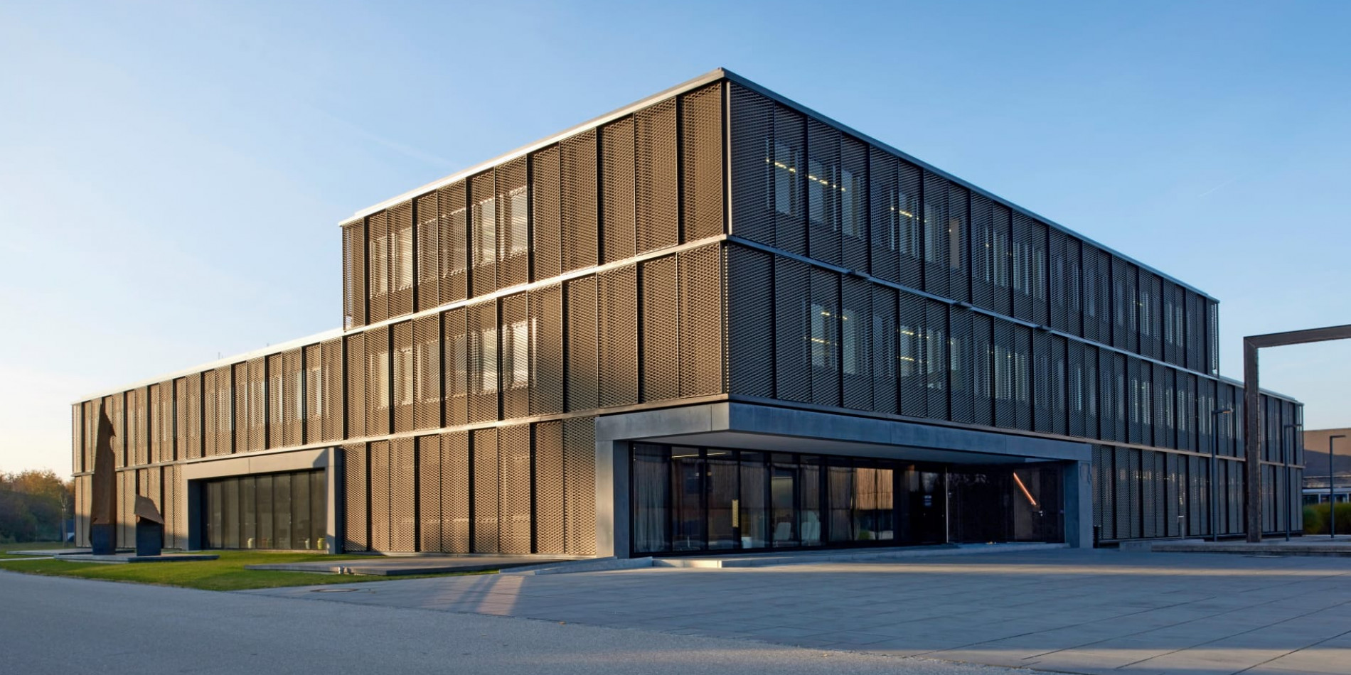 Baierl und Demmelhuber - Neue Firmenzentrale in Töging